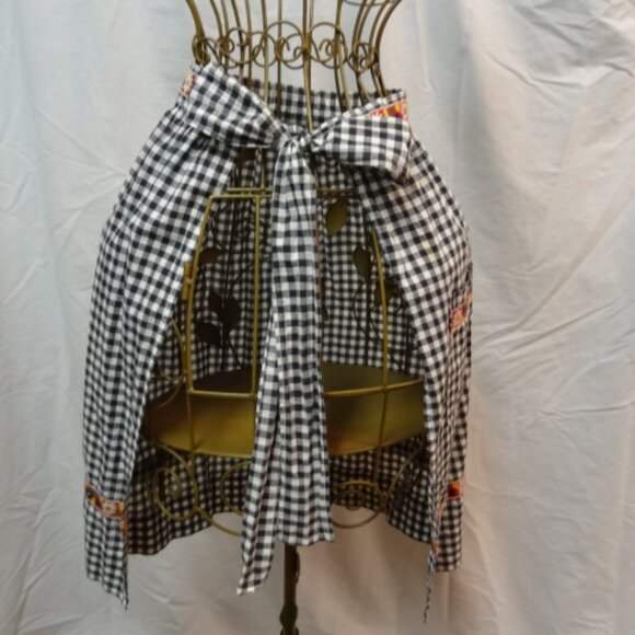 Handmade Vintage/Retro Half Apron from the 1960's - Picture 2 of 3